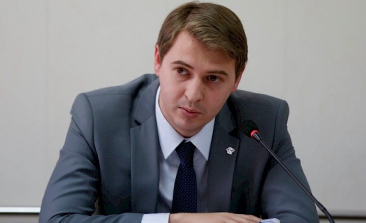 И.о.премьер-министра Новиков объявил трехлетку спасения Бишкека от смога