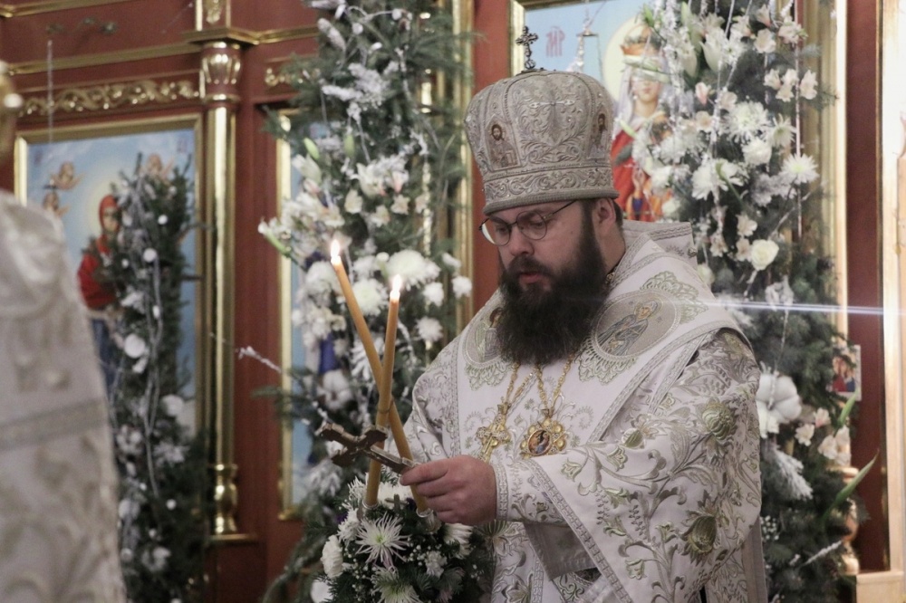 Епископ Бишкекский и Кыргызстанский Даниил поздравил с Рождеством Христовым