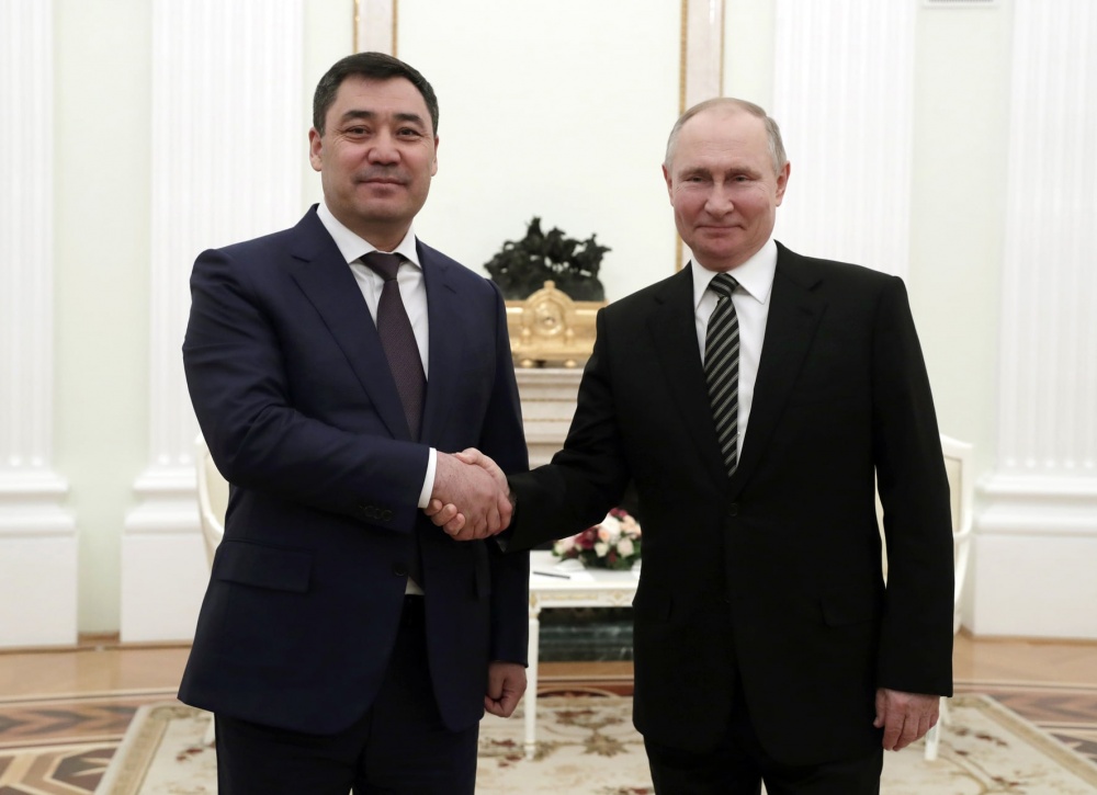Президент Садыр Жапаров встретился с президентом России Владимиром Путиным