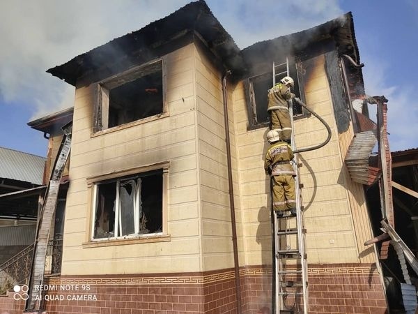 В Джалал-Абаде в результате пожара погибли четыре человека
