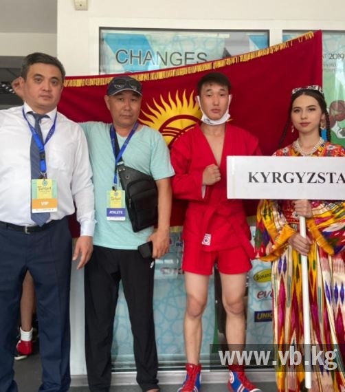 Кыргызстанец Кайрат Дамисов завоевал бронзу на Чемпионате Азии по самбо