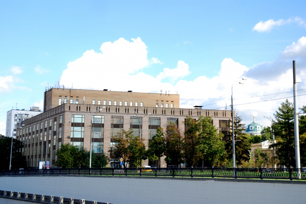 В Москве отмечают юбилей библиотеки, с которой связано и имя Айтматова