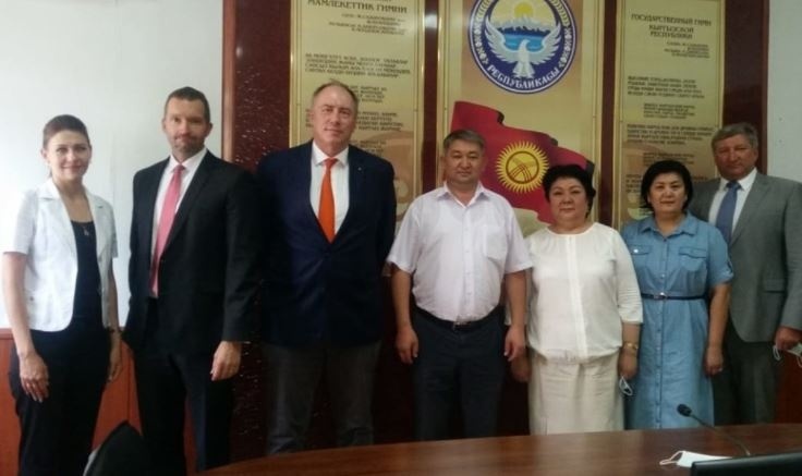 Австрия готова помочь купить оборудование для онкобольных - Vimarsana News