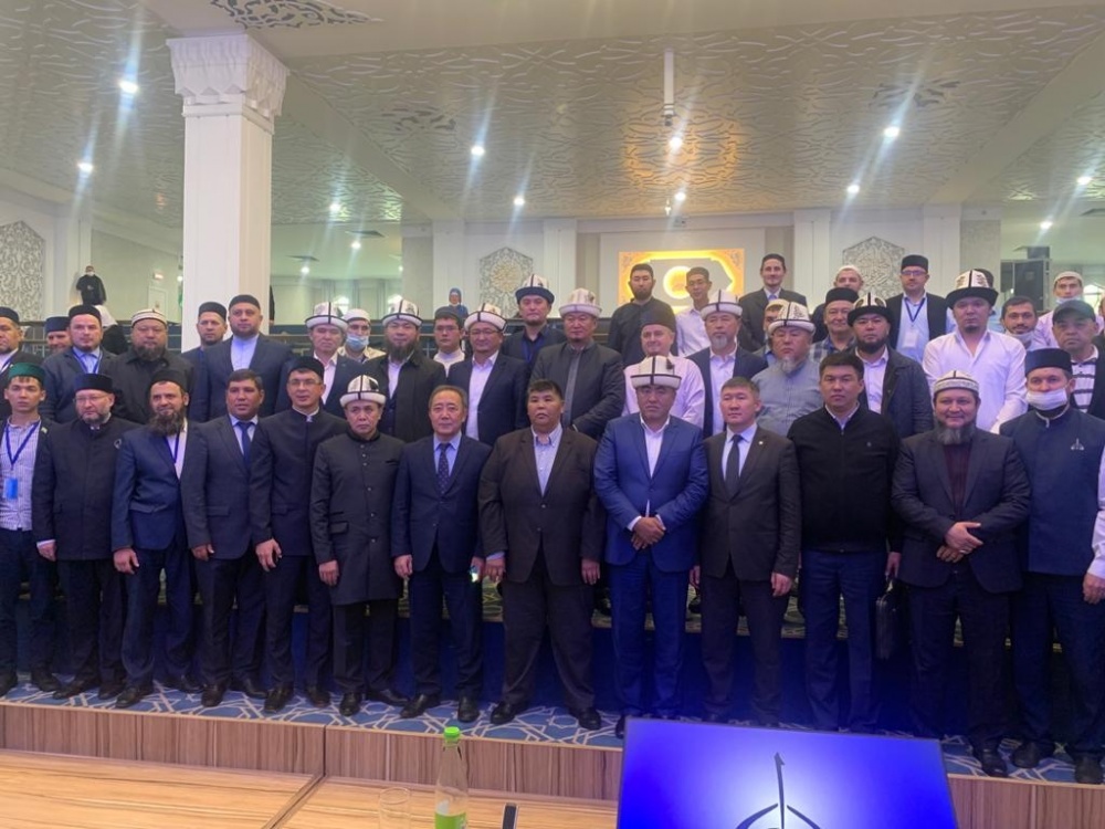 Религиозные деятели КР в Москве встретились с членами кыргызской диаспоры