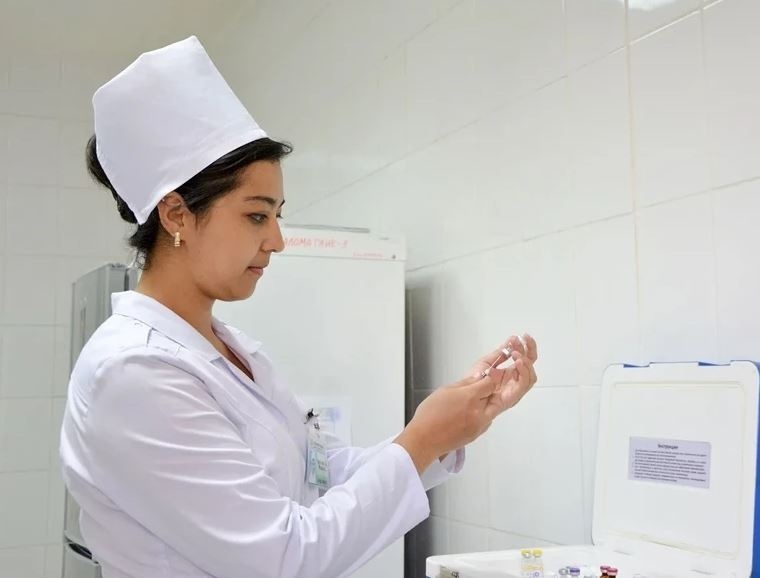 В Узбекистане медсестрам разрешили работать в качестве самозанятых