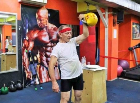 Кыргызстанские гиревики успешно выступили в России