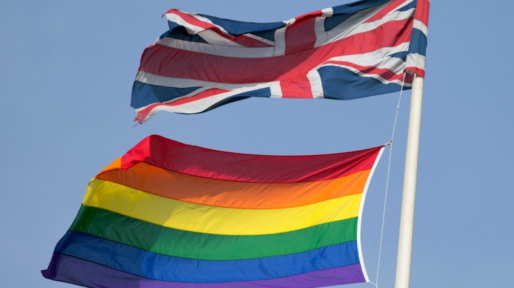 В Великобритании намерены отменить приговоры, вынесенные за однополые связи