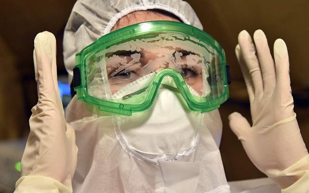 Новый штамм коронавируса 2022. Вирусолог рассказал о необычной способности Омикрон-штамма фото. Показать фото Владимира Никифорова вирусолога.