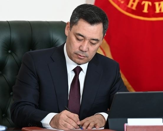 Президент Садыр Жапаров произвел ротацию судей