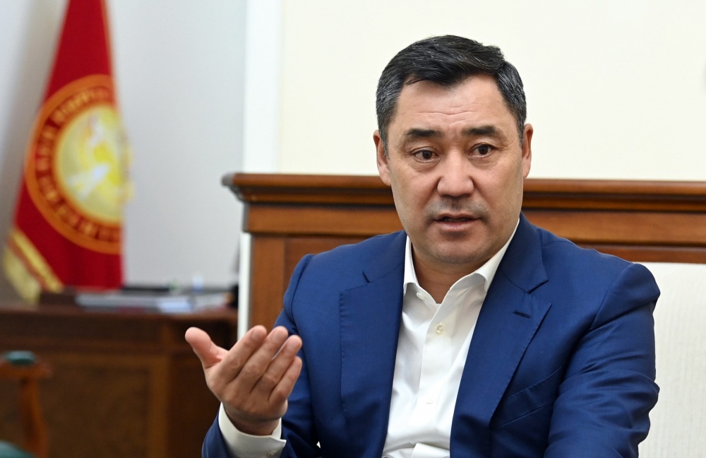 Кыргызстанцы назвали Садыра Жапарова примером для подражания