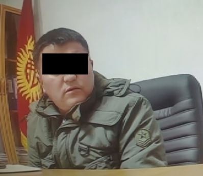 ГКНБ при получении взятки задержан замглавы айыл окмоту Кызыл-Кыштак