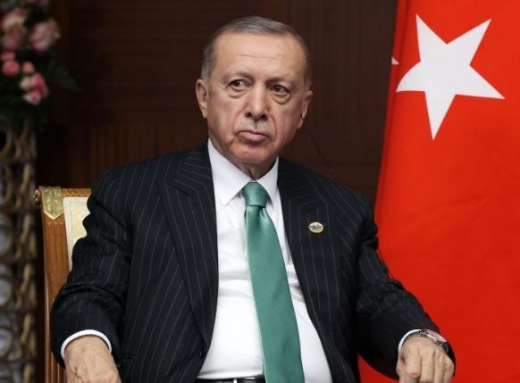 Эрдоган объяснил, почему имеет право в третий раз идти в президенты