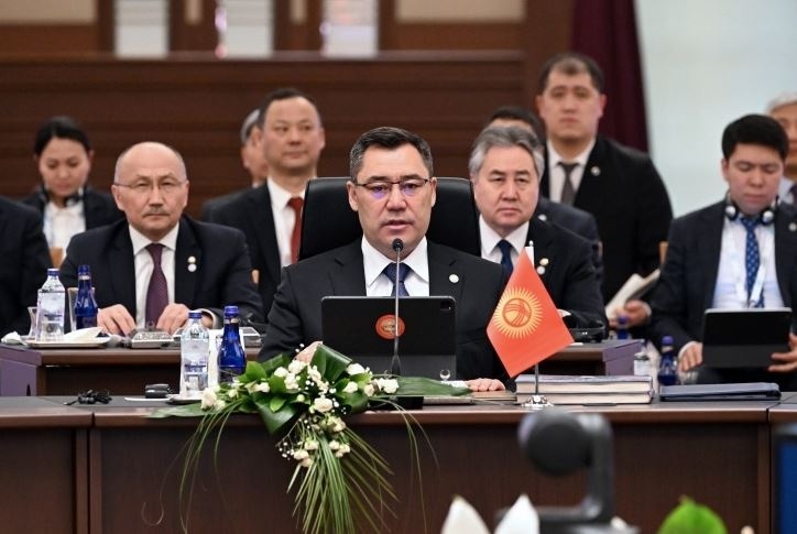 Садыр Жапаров выступил на внеочередном Саммите ОТГ в Анкаре
