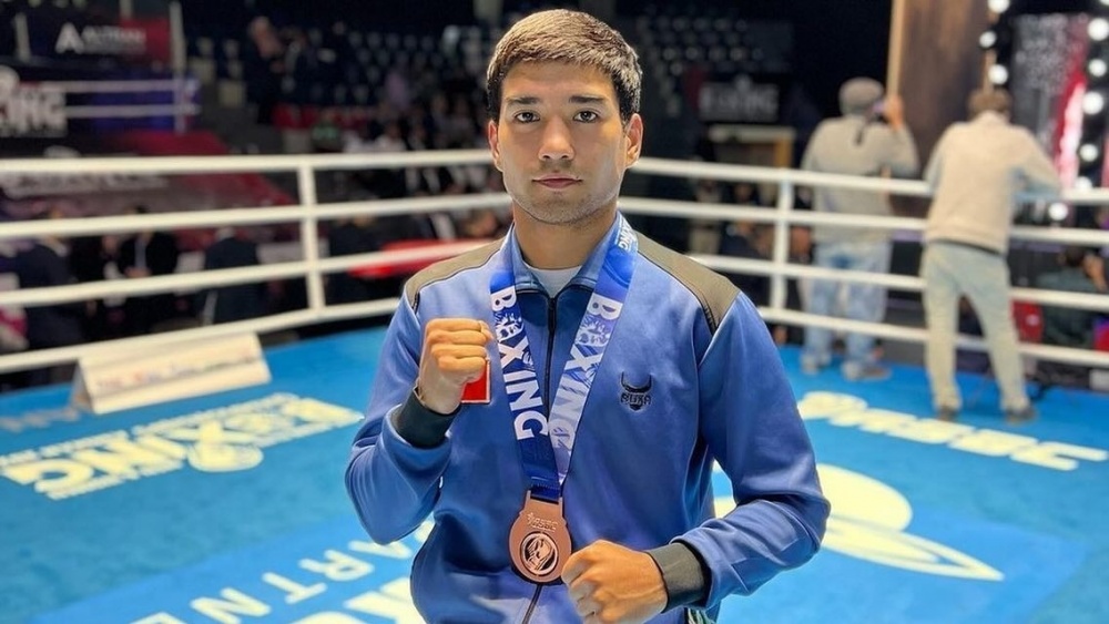 Кыргызстанский боксер завоевал серебро на международном турнире