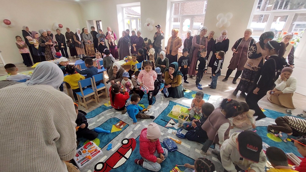 В Кыргызстане официально началось открытие краткосрочных детских садов