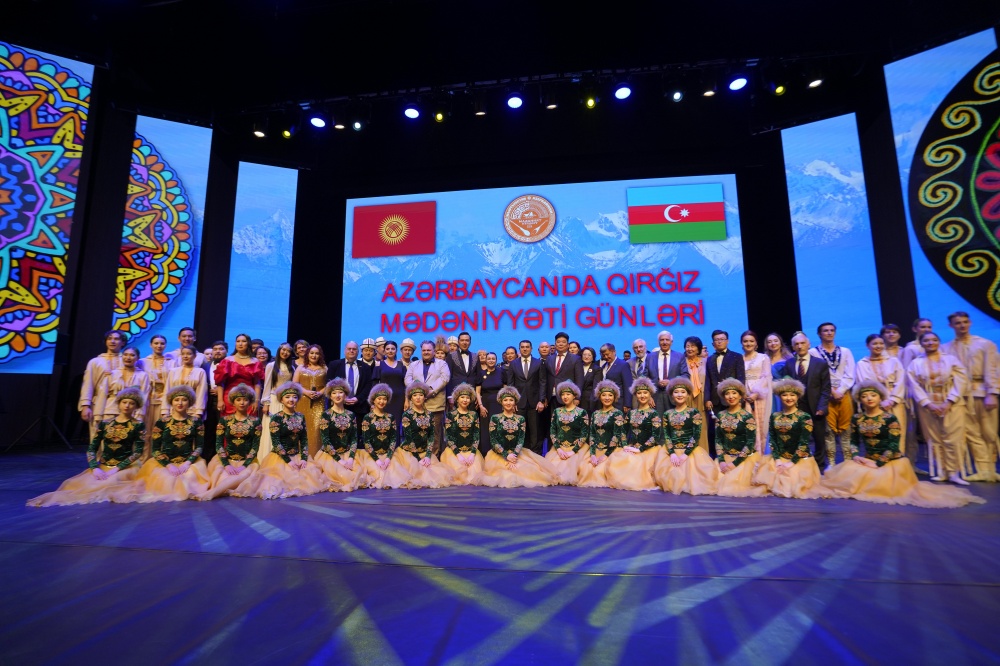 В Азербайджане официально открылись Дни культуры Кыргызстана