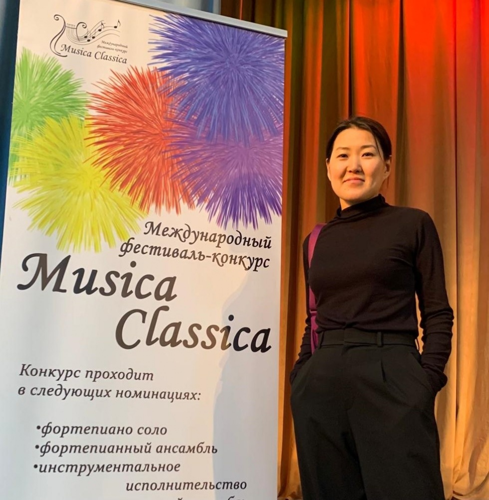 Пианистка из КР заняла призовое место на фестивале-конкурсе в Москве