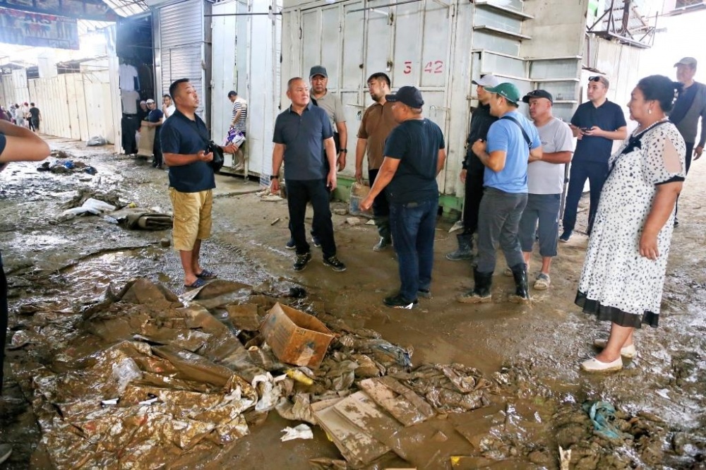 Мэр Оша проинспектировал ход работ по очистке пострадавших от селей районов