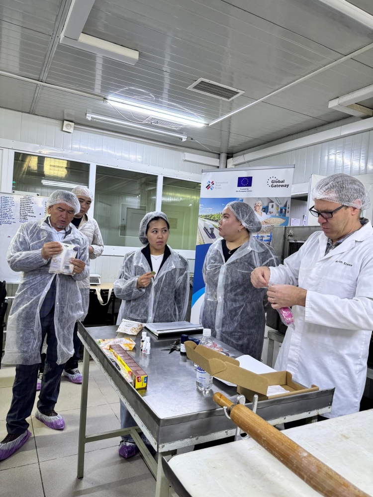 Предприниматели КР прошли семинар по производству сушенных фруктов
