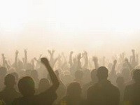 Вытащить людей на митинг проще всего в октябре и  марте