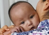 Семимесячному Атаю срочно нужна операция на сердце