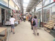 На Орто–Сайском рынке кабель закатали в асфальт