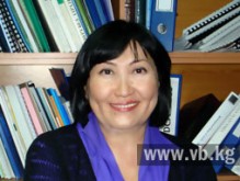 Чолпон Джакупова: Атамбаеву ничто не мешало сформировать Конституционную палату