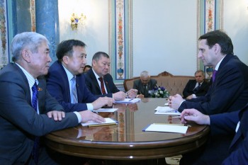 Асылбек Жээнбеков встретился с председателем Госдумы Сергеем Нарышкиным