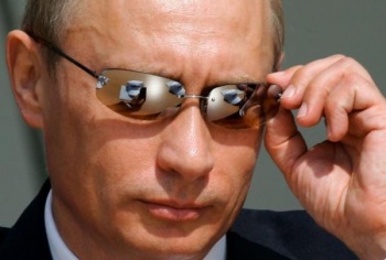 Коммерсантъ: Владимира Путина вносят в "список Магнитского"