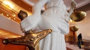 Атамбаев улуттар ортосуна чагым салгандарды катуу жазалоону сунуштады