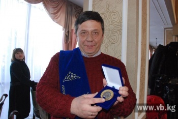 Премию Жуманазарова получил спортивный журналист "Вечернего Бишкека"
