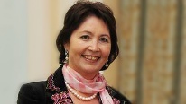 Раиса Атамбаева не исключила финансирование митингов президентами-беглецами