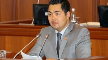 Мэр Тербишалиев менен соттошпойт