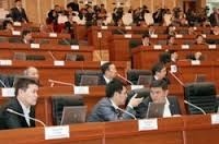 Депутаттар Батукаевдин иши боюнча убактылуу комиссия түзүштү