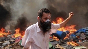 Мировые СМИ о ситуации в Египте: Кровь и хаос на улицах Каира