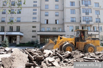 Укладывать асфальт на улице Токтогула начнут в ближайшие дни