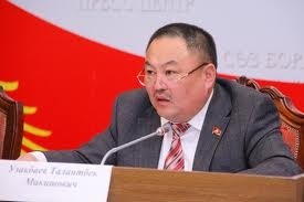 Депутаты первым делом рассмотрят готовность к зиме и "Кумтор"
