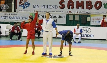 Самбо: кыргызстанец Тилек Аманкулов стал чемпионом мира среди юношей