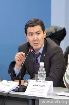 Чиновников обвинили в затягивании выдачи разрешений на работу