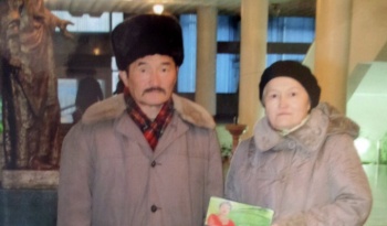 Таалайбек Боромбаев со своей сестрой Бактыгуль Боромбаевой
