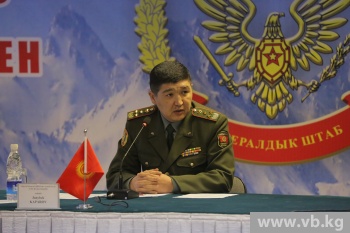 Жаныбек Капаров: В Кыргызстане не будут служить в армии два года