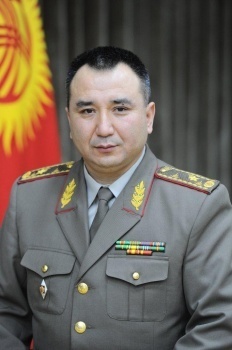 Алмазбек Атамбаев назначил нового главу Генерального штаба КР