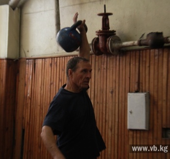 Александр Петров