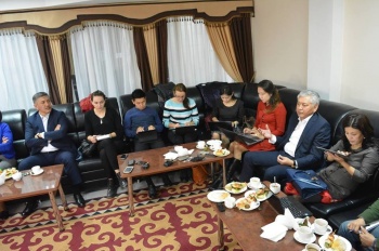 В парламенте сменят председателей  пяти комитетов и вице-спикеров