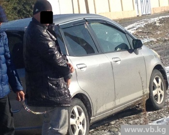 В Сузакском районе таксист убил девушку и выбросил ее тело в поле