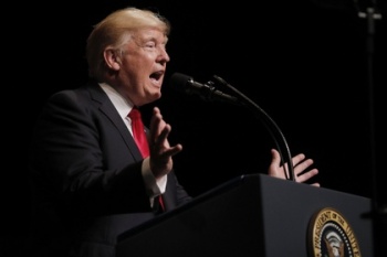 Трамп объявил об ужесточении политики в отношении Кубы