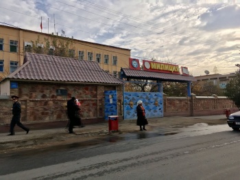 Омбудсмен: Внезапная проверка ИВС ОВД г. Кызыл-Кия выявила ряд нарушений