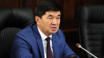 Мухамедкалый Абылгазиев вылетел в Стамбул для участия в саммите ОИС