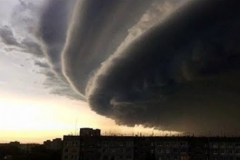 Прячьтесь! В ближайшие два часа в Бишкеке ожидается ураган