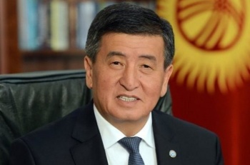 Президент поздравил 66 выпускников, набравших высший балл по ОРТ